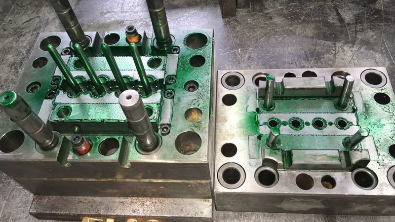 食品级硅胶模具：选购中的关键考量**