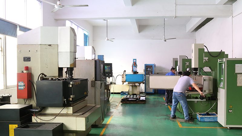 广东注塑模具加工标准规范：揭秘高品质模具的秘密