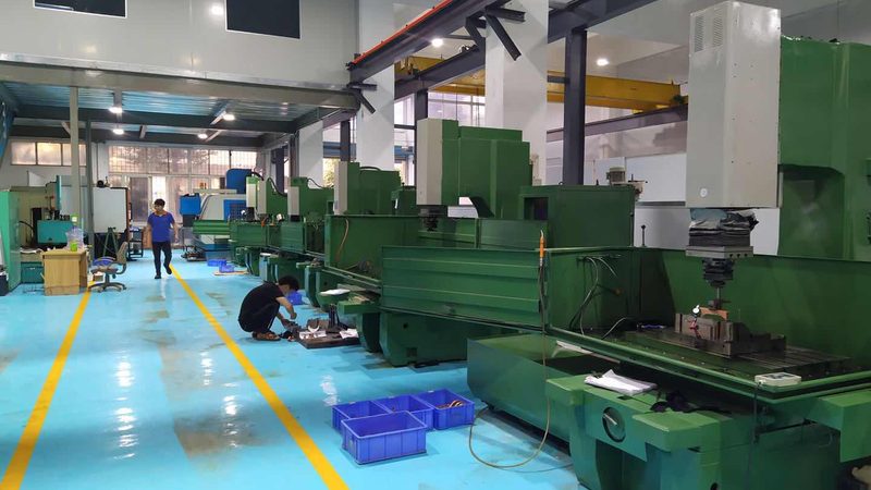 塑胶模具结构分类解析：类型与区别详解