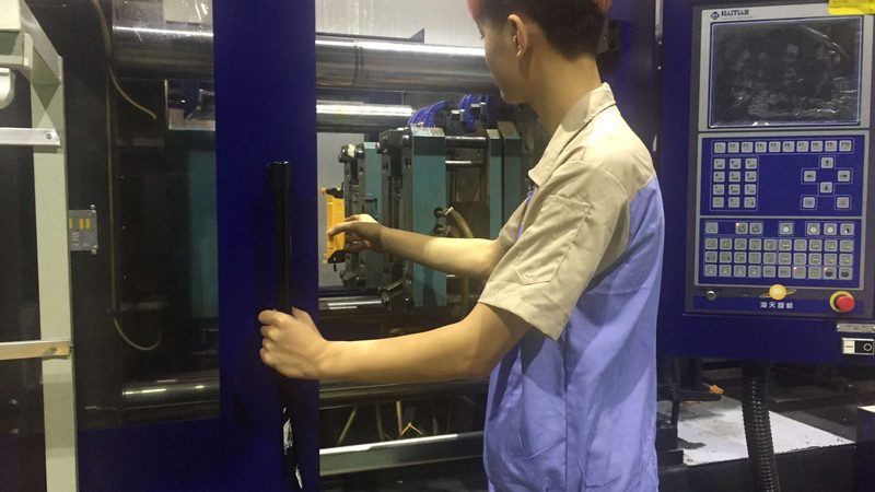 东莞压铸模具厂，如何挑选靠谱之选？**